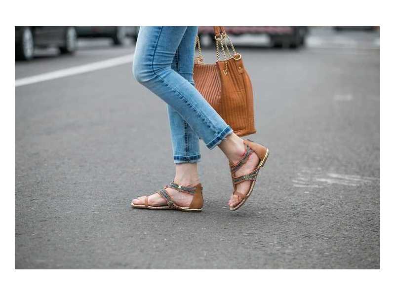 why-your-walking-sandals-should-last-more-than-one-summer-small-0