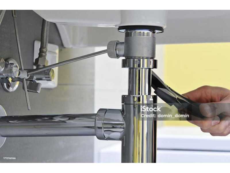 professional-plumbing-services-small-0
