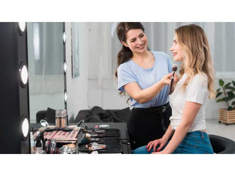 professional-makeup-artist-for-events-in-norwalk-small-0