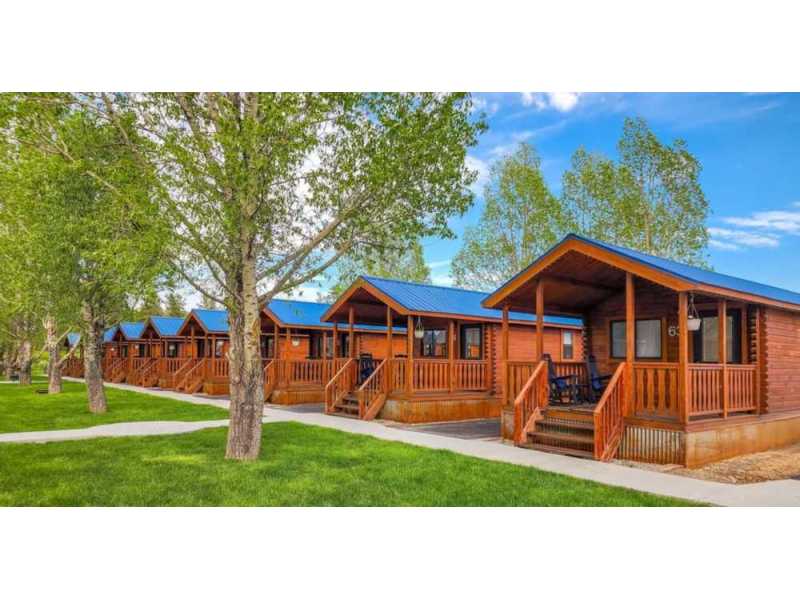 book-your-stay-at-one-of-the-most-unique-island-park-idaho-hotels-small-0