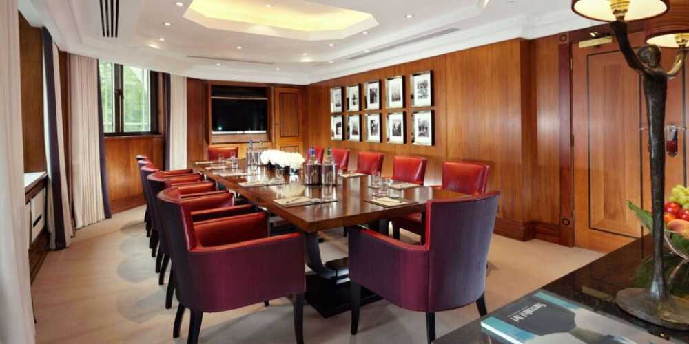 scenic-banff-meeting-rooms-perfect-for-team-and-client-events-big-0