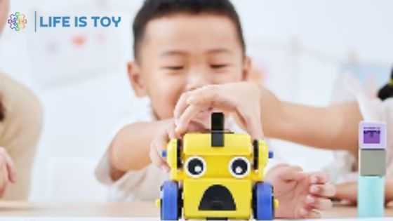 stem-robot-building-kit-for-creative-learning-and-fun-big-0
