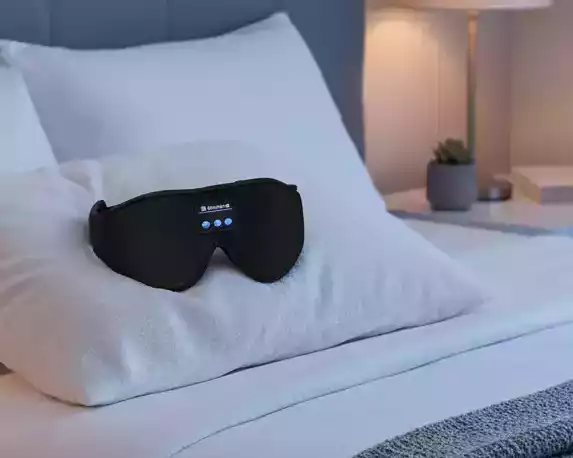 best-wireless-sleep-mask-with-headphones-for-travel