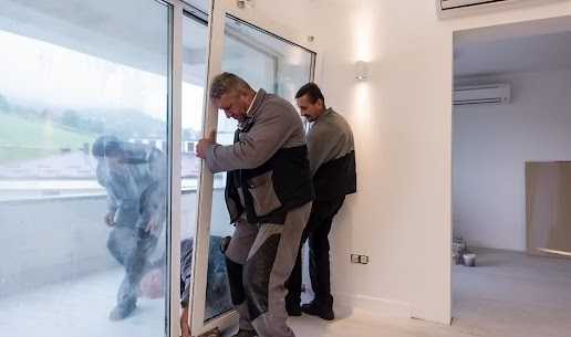 same-day-door-glass-replacement-emergency-glass-repair-services-big-0