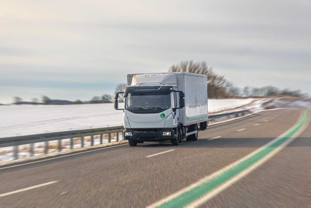 reliable-electric-box-trucks-for-sale-and-rental-solutions-big-0