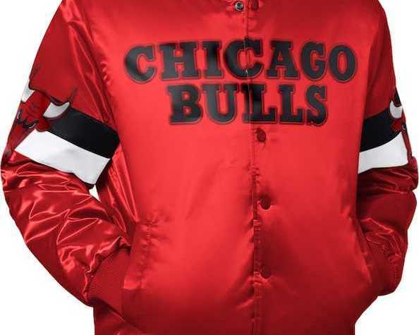 chicago-bulls-triple-option-jacket-premium-nba-varsity-streetwear