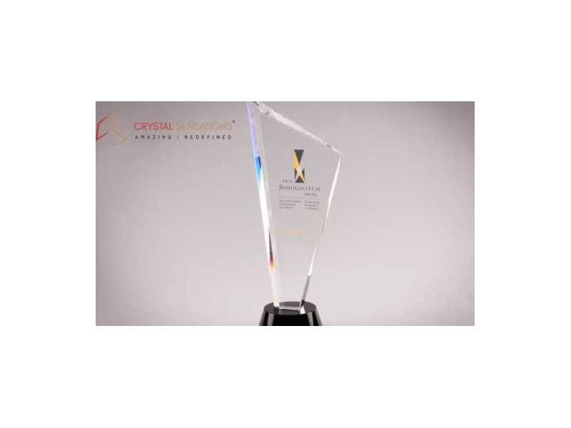 premium-custom-glass-engraving-for-special-occasions-small-0