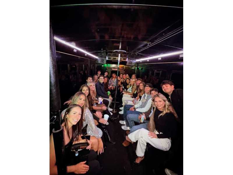 atlanta-rideshare-transportation-for-any-occasion-small-0