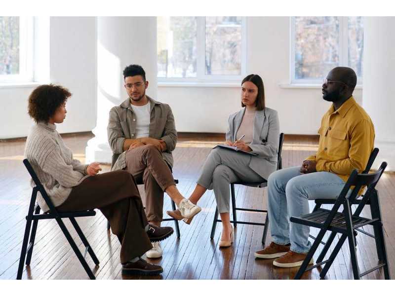 express-yourself-freely-at-arise-vent-group-session-in-arlington-small-0