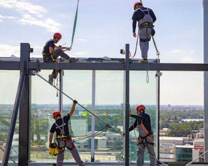 construction-worker-safety-training-for-safer-job-sites