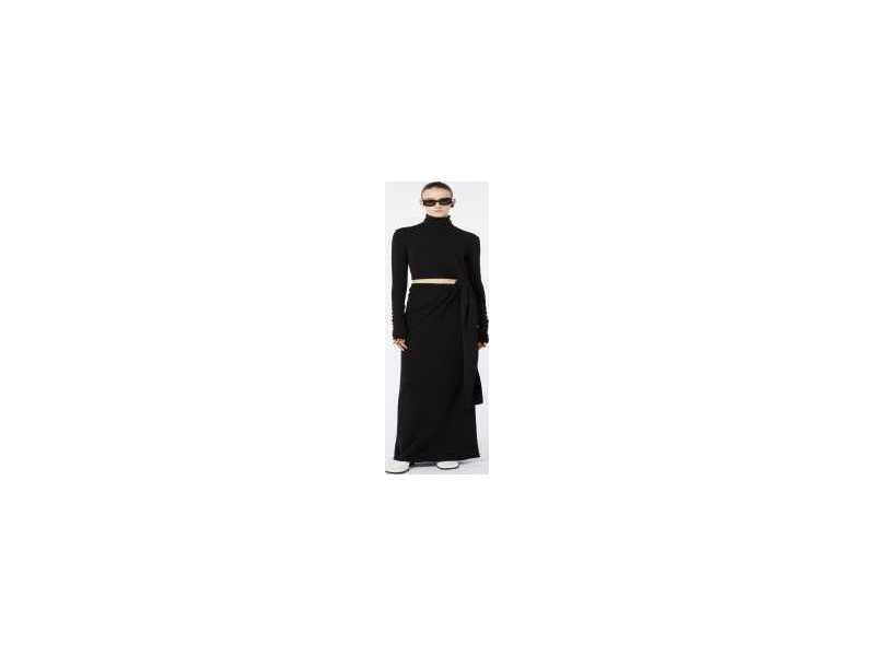 ai-wardrobe-assistant-your-personal-smart-stylist-small-0