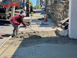 professional-concrete-sidewalks-contractor-big-0