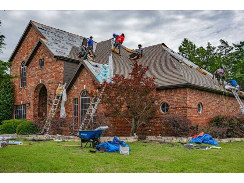 what-determines-commercial-roofing-costs-in-austin-small-0