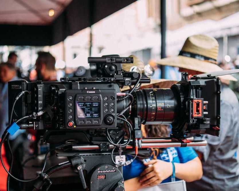 how-charles-kramer-chakravision-reflects-modern-entertainment-excellence