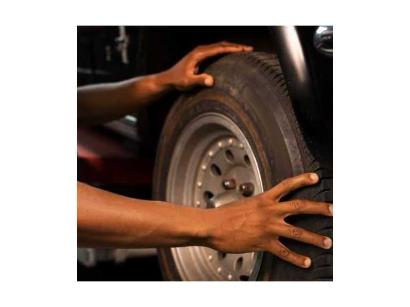 custom-automotive-wheels-florida-small-0