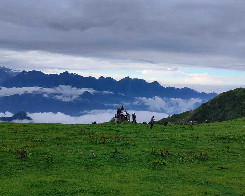 best-time-to-do-chandrakhani-pass-trek