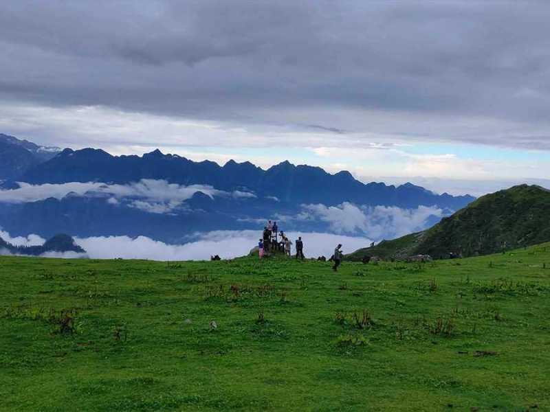 best-time-to-do-chandrakhani-pass-trek-small-0
