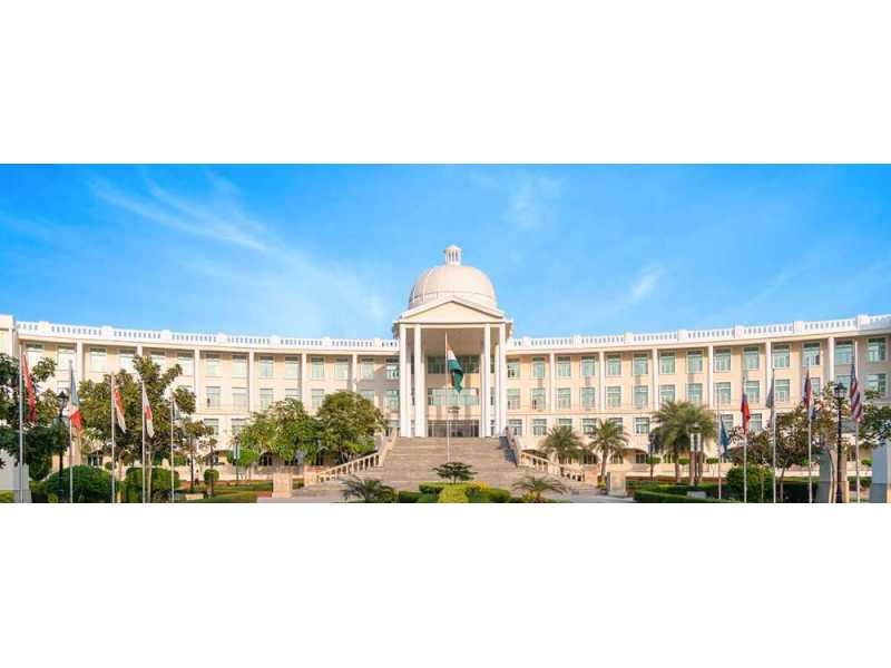 noida-international-university-75-acre-campus-yamuna-expressway-small-0