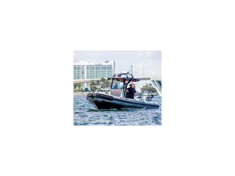 law-enforcement-boats-manufacturer-with-fast-delivery-small-0
