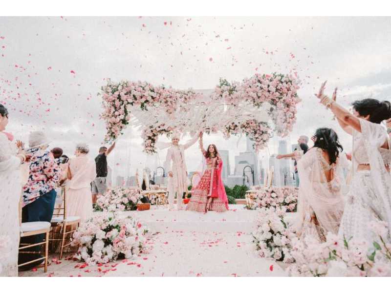 capturing-south-asian-love-stories-across-washington-dc-small-0