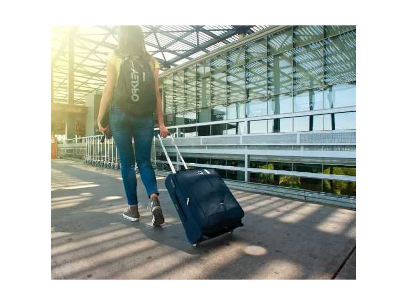 door-to-door-luggage-shipping-made-simple-small-0
