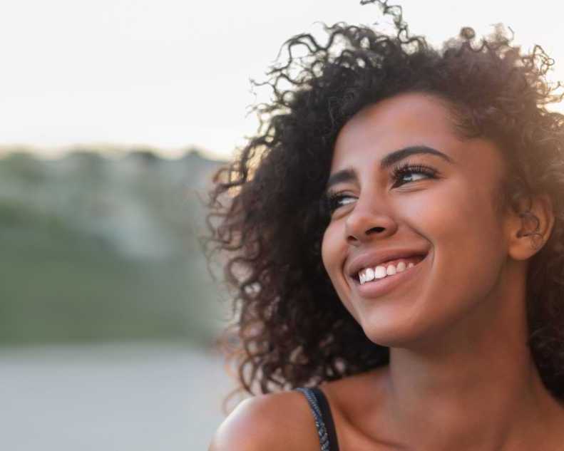 get-a-flawless-smile-with-custom-dental-veneers