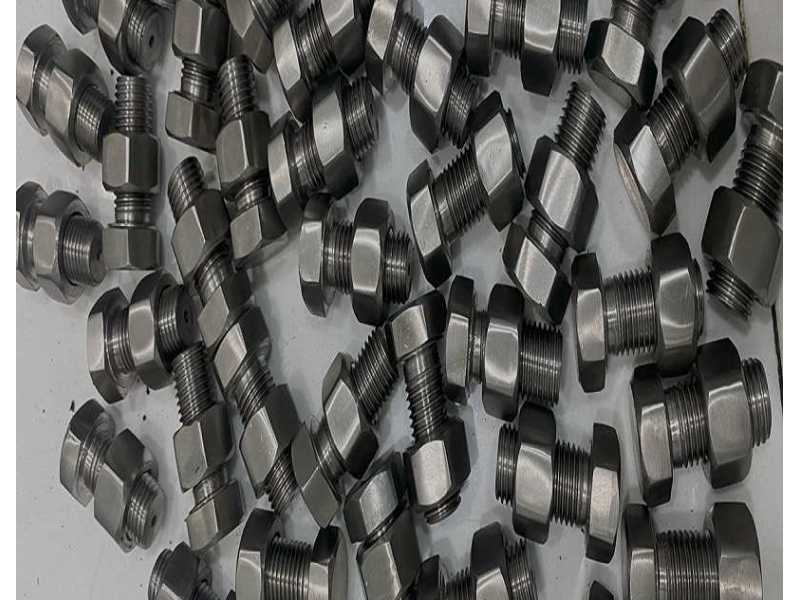 stainless-steel-threaded-rod-manufacturers-small-0