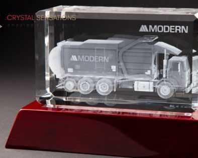 subsurface-laser-engraving-for-elegant-crystal-designs
