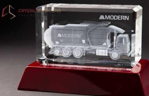 subsurface-laser-engraving-for-elegant-crystal-designs-big-0