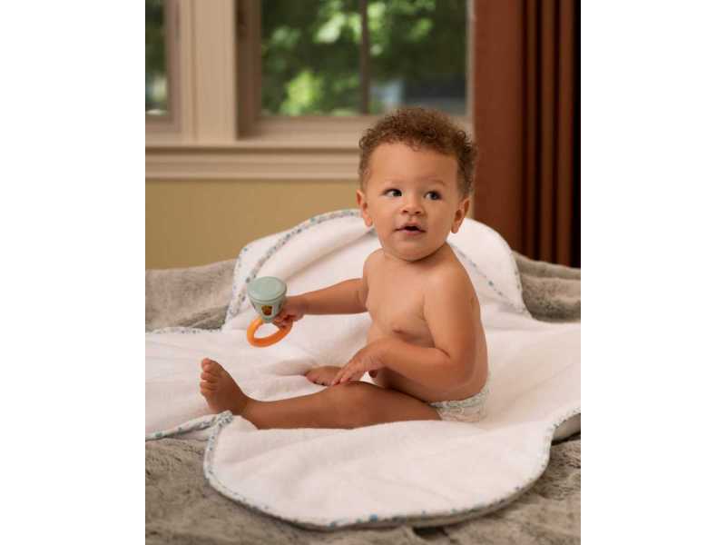 buy-luxury-blue-hooded-baby-towel-for-your-baby-small-0