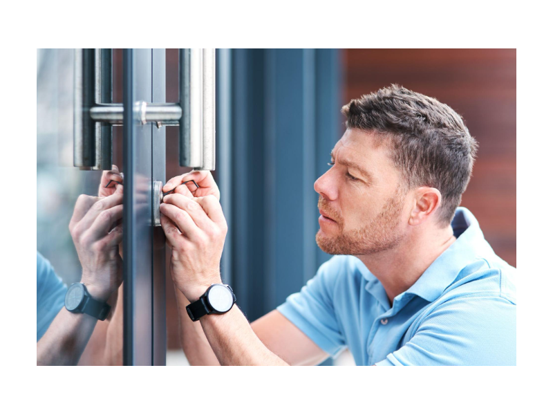 professional-lock-replacement-services-available-small-0