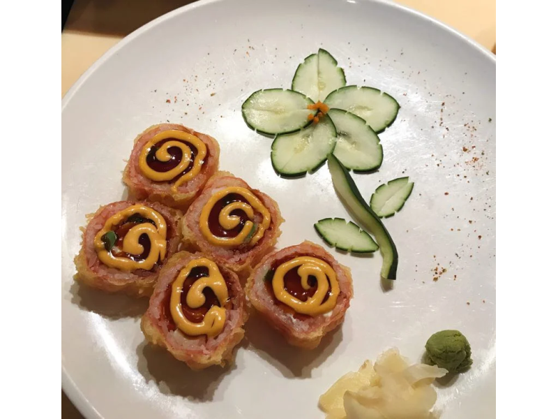 sushi-restaurants-longmont-east-moon-asian-bistrosushi-small-0