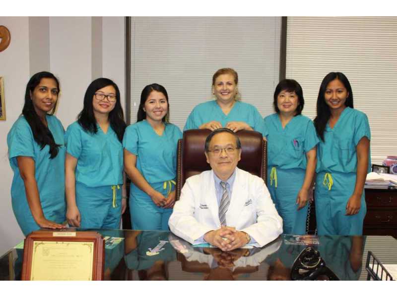 expert-houston-infertility-specialist-for-ivf-and-fertility-treatment-small-0