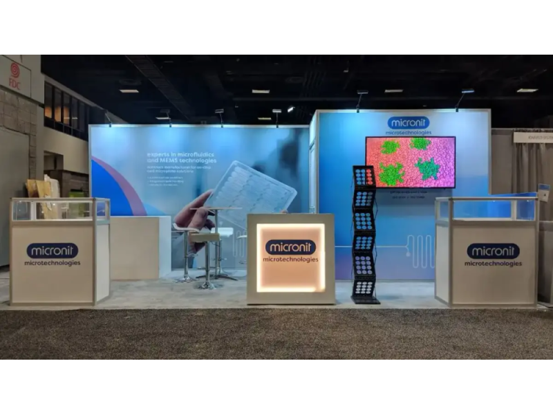 30x30-island-booth-rentals-designed-for-business-growth-small-0