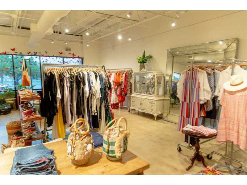 find-curated-styles-and-quality-at-best-women-boutiques-near-me-small-0