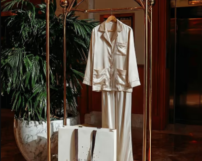 italian-womens-clothing-brands-redefining-modern-luxury