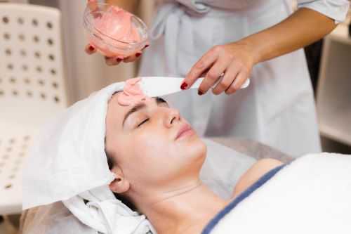 full-face-waxing-big-0
