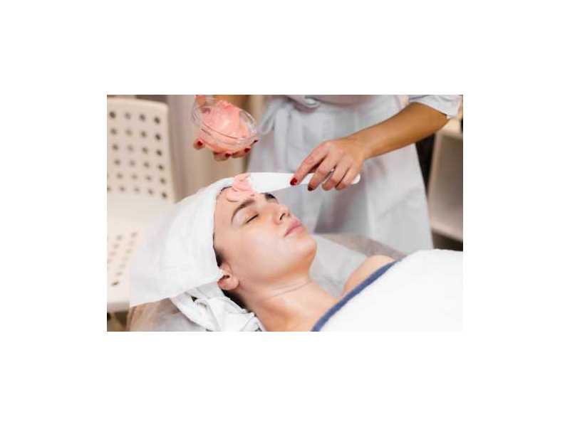 full-face-waxing-small-0