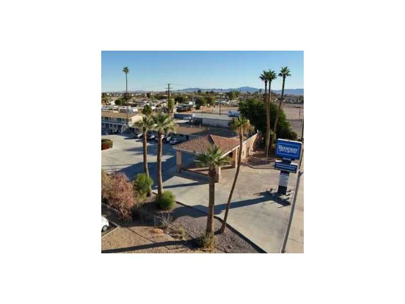 hotels-near-quartzsite-az-from-blythe-ca-small-0