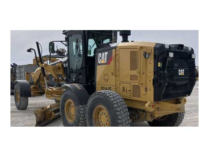 2015-caterpillar-12m3-small-0