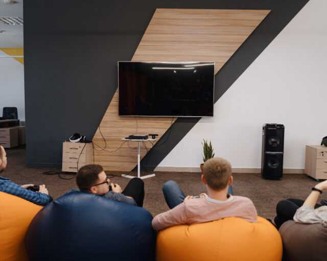 create-the-ultimate-movie-experience-with-home-theater-design-in-michigan