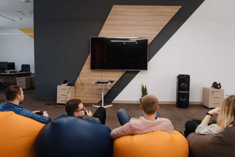 create-the-ultimate-movie-experience-with-home-theater-design-in-michigan-big-0