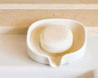 self-draining-soap-dish-for-a-cleaner-low-waste-bathroom