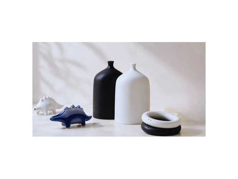 unique-salt-and-pepper-shakers-how-to-choose-the-best-set-small-0