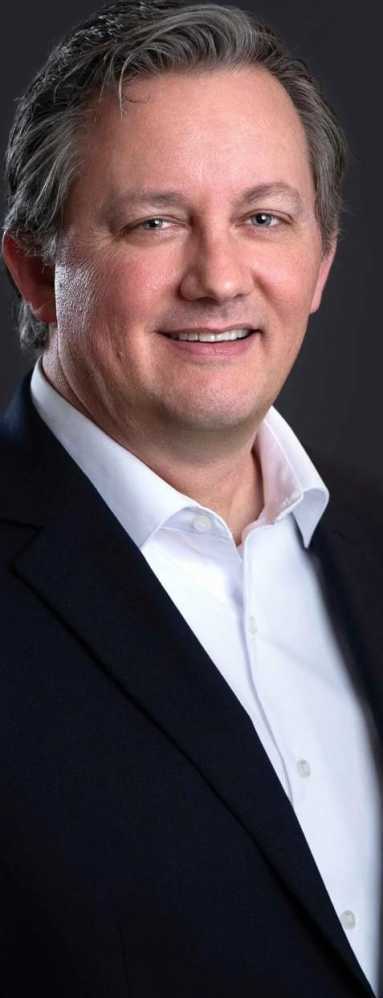professional-image-enhancement-with-corporate-headshots-in-long-beach-big-0