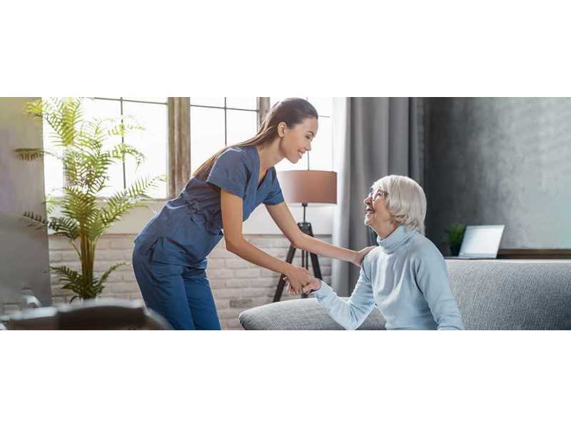 compassionate-support-for-families-seeking-in-home-elderly-care-small-0