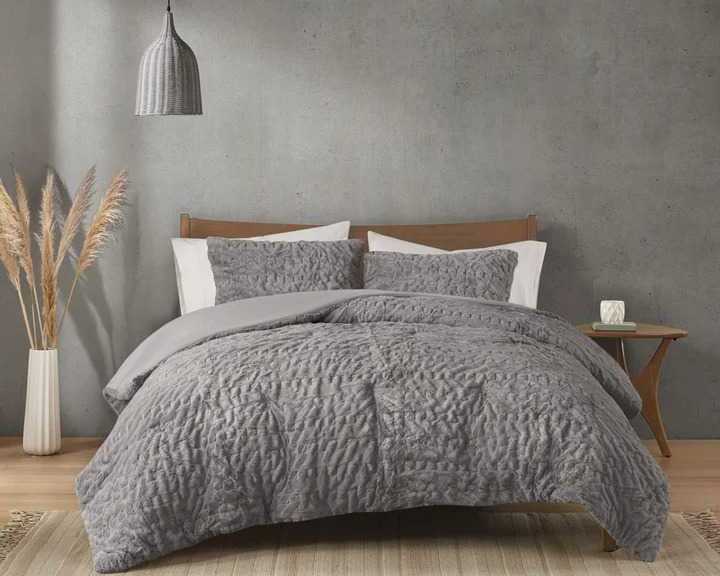 blair-faux-fur-comforter-set-with-cozy-all-season-comfort