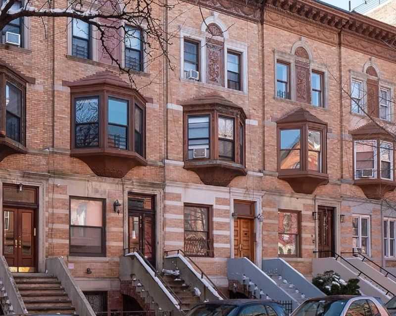 sell-central-harlem-townhouse