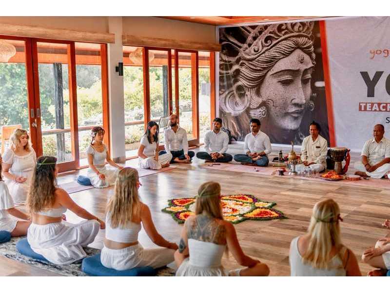 200-hour-yoga-teacher-training-in-bali-small-0