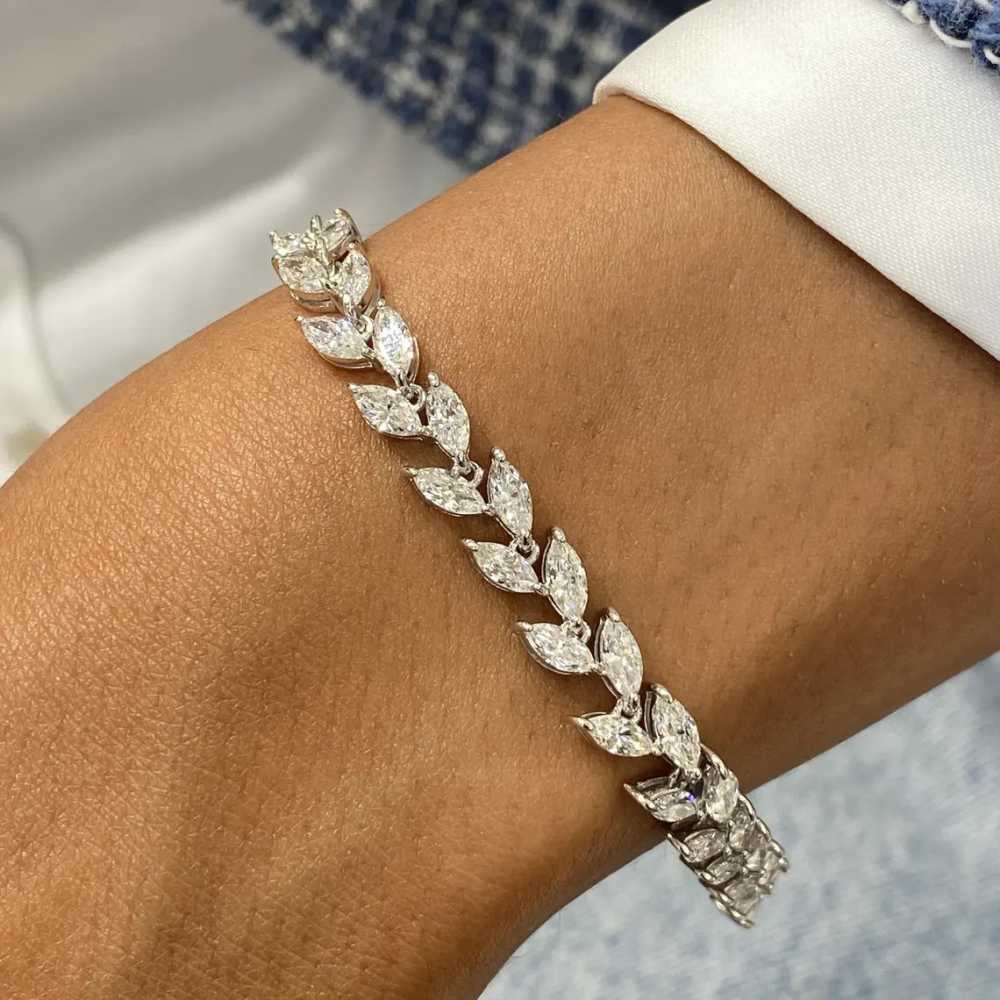 creating-timeless-beauty-in-every-piece-big-1